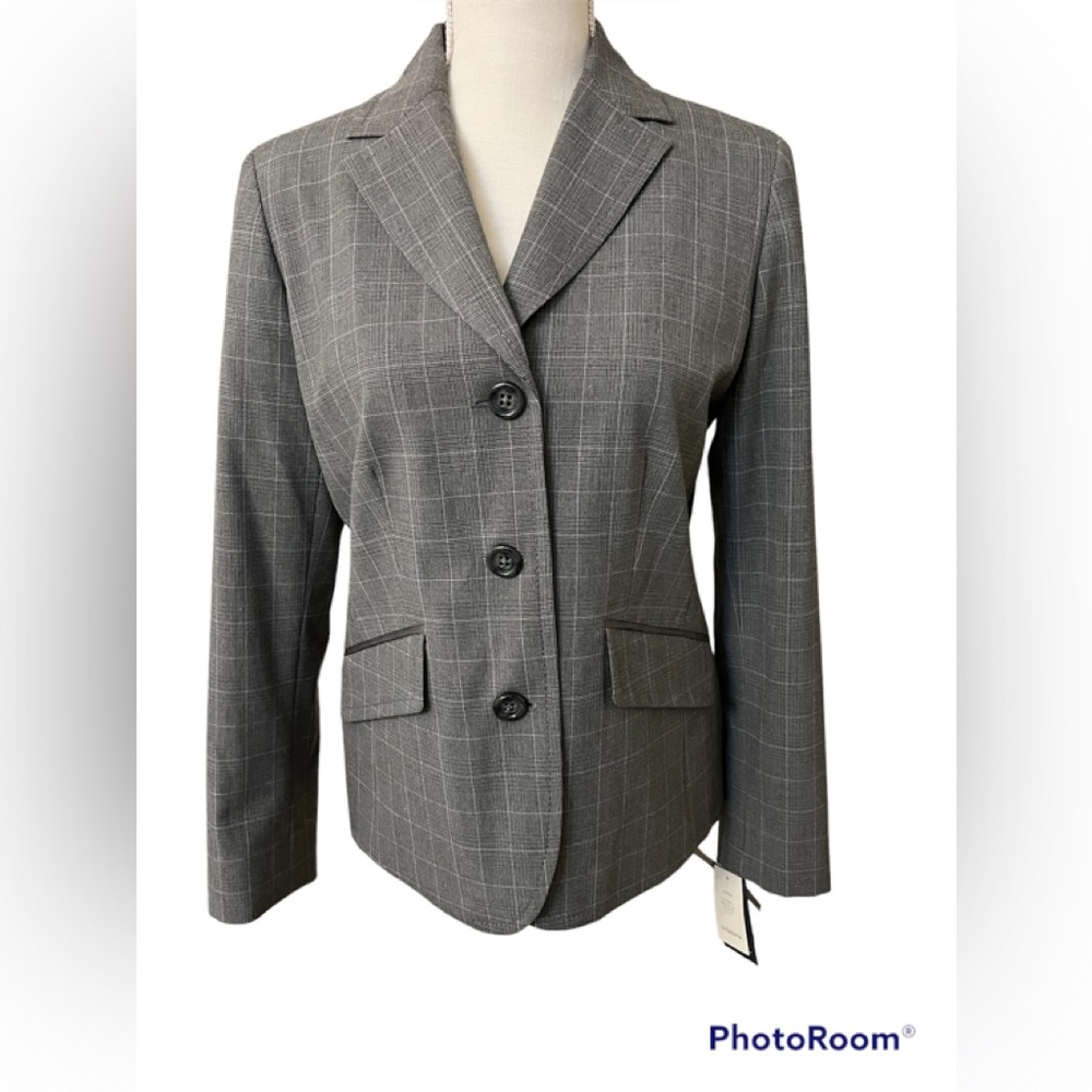 NWT Liz Claiborne Ladies Blazer